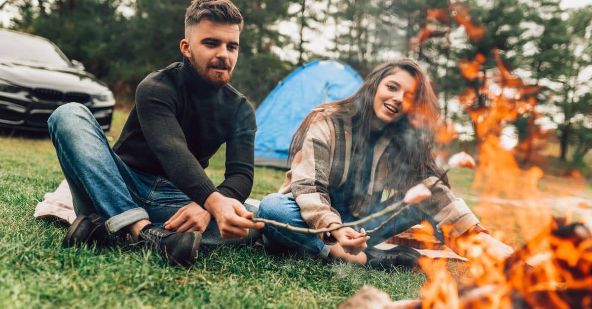 Explorando las Maravillas del Camping: Una Guía Completa de Accesorios Esenciales