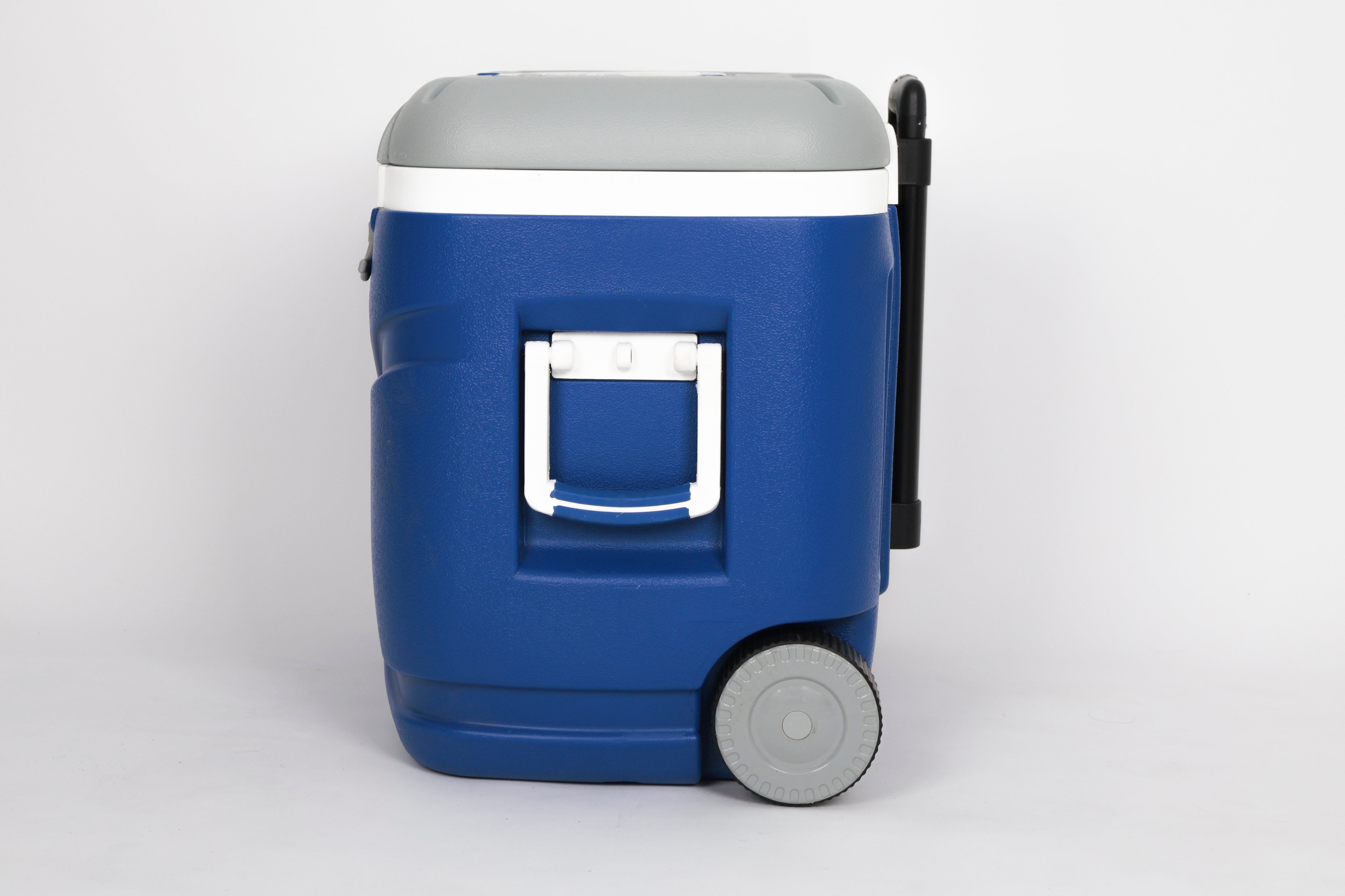 Nevera Con Ruedas Pinnacle 45L